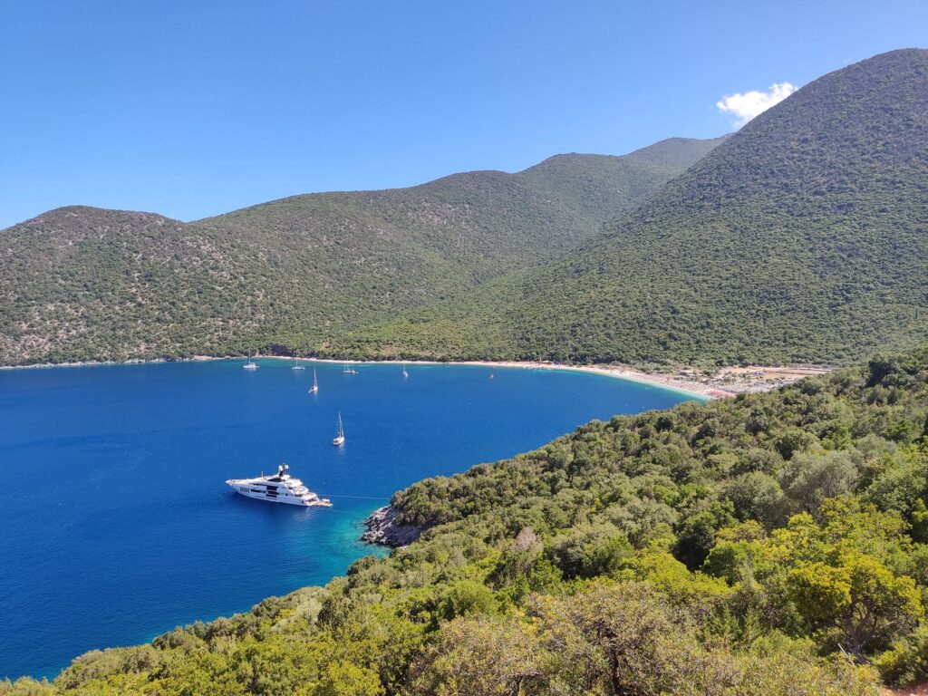 Antisamos